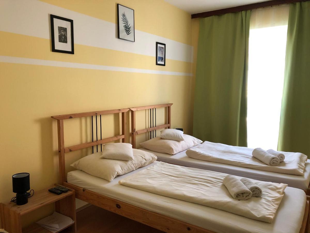 Hotel Oroszlan Szigetvár Zewnętrze zdjęcie